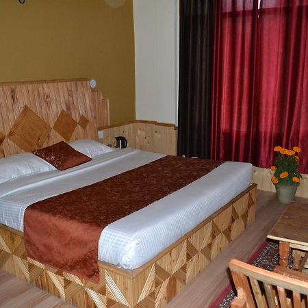 The Pranjal Inn Manali (Himachal Pradesh) Room photo